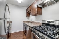 Building Photo - 3515 Washington Blvd