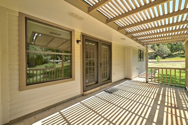 Building Photo - 6010 Salton Dr