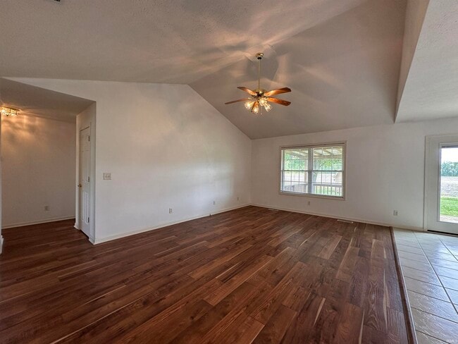 Building Photo - 7411 Bent Branch Dr