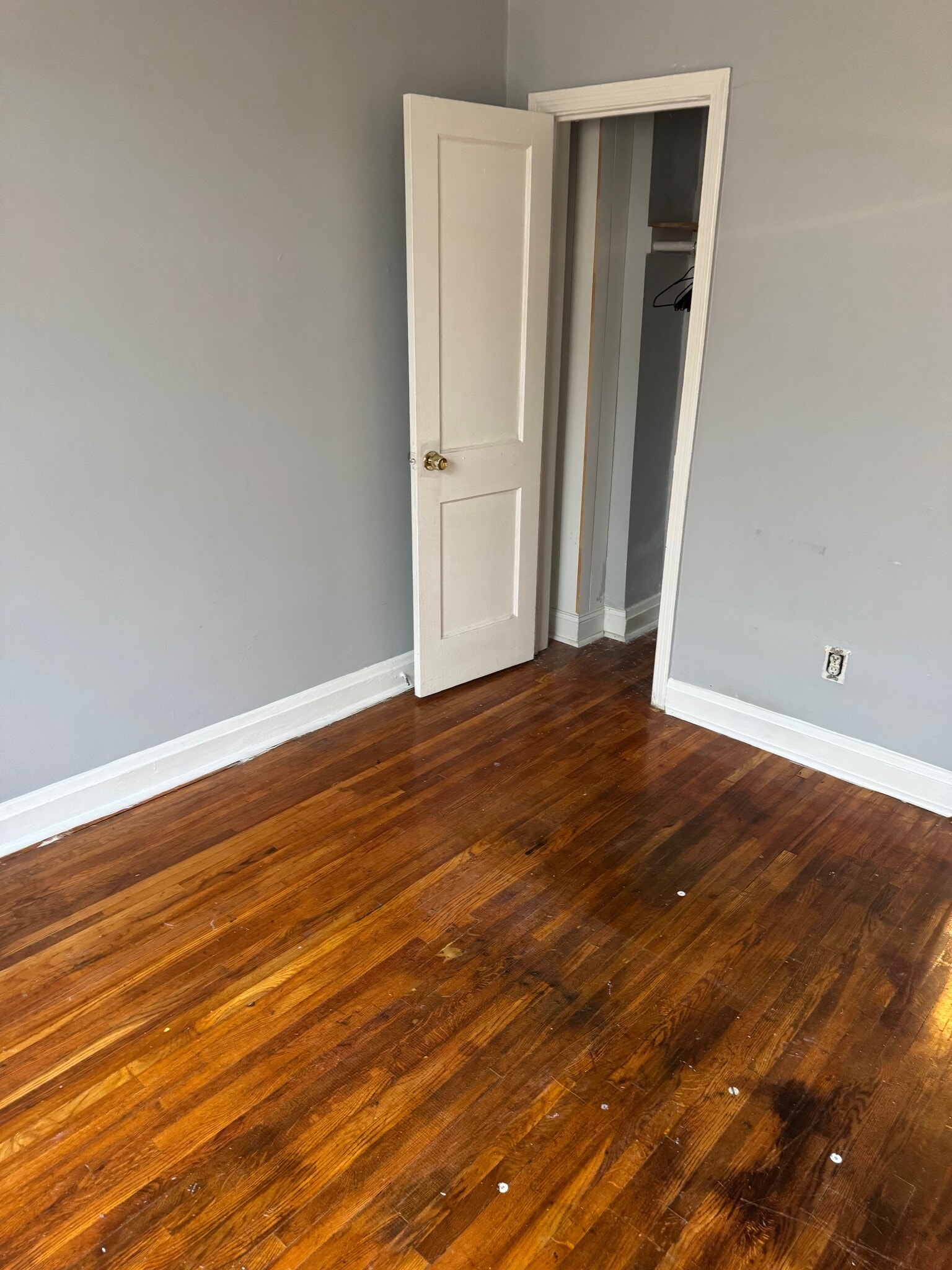 Building Photo - 1422 Dartmouth Ave