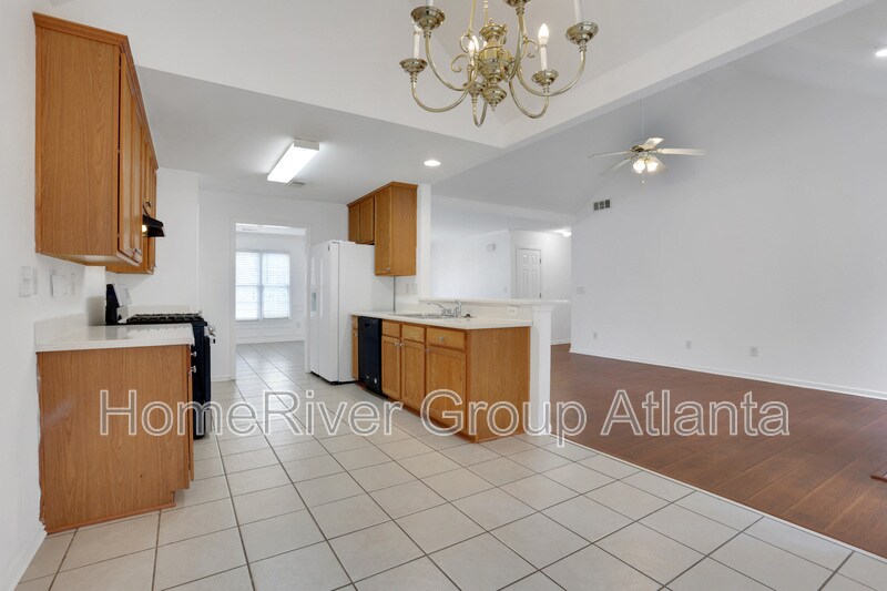 Building Photo - 5425 Huntington Mist Dr
