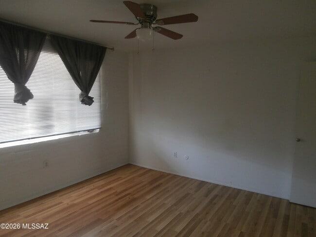 Building Photo - 478 S Paseo Cerro
