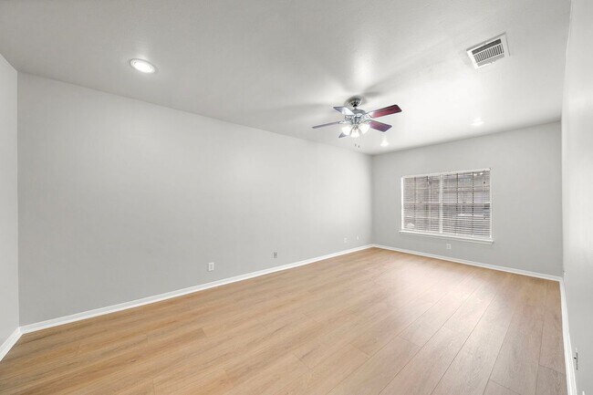 Building Photo - 7396 Regency Square Ct