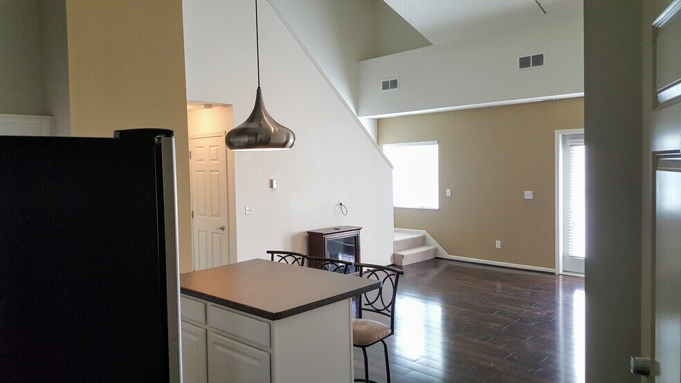 Building Photo - 1991 29th Pl NW