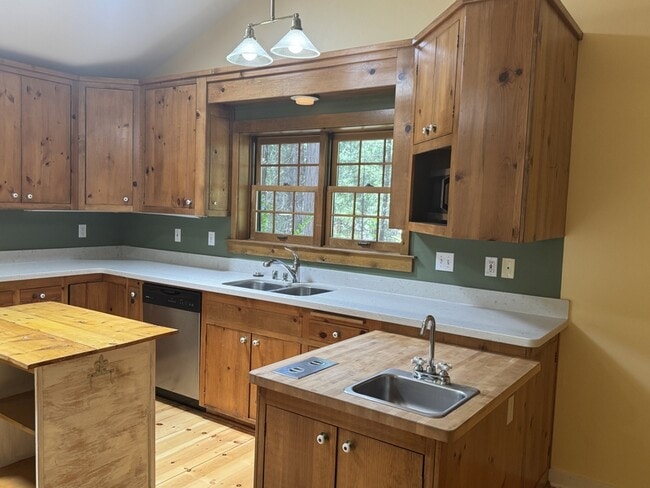 Building Photo - 13216 Tranquility Ln
