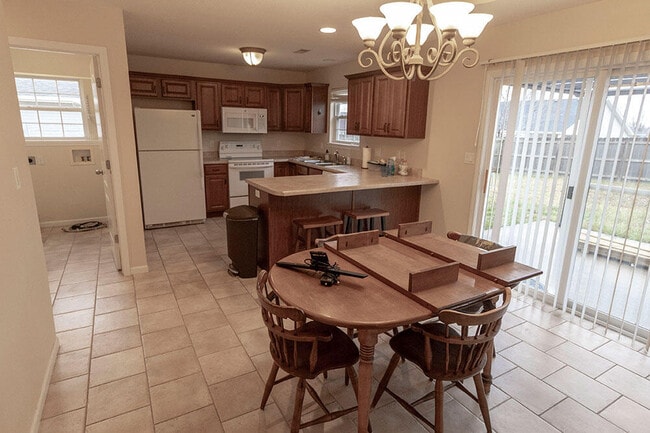 Building Photo - 4203 Spring Cress Dr