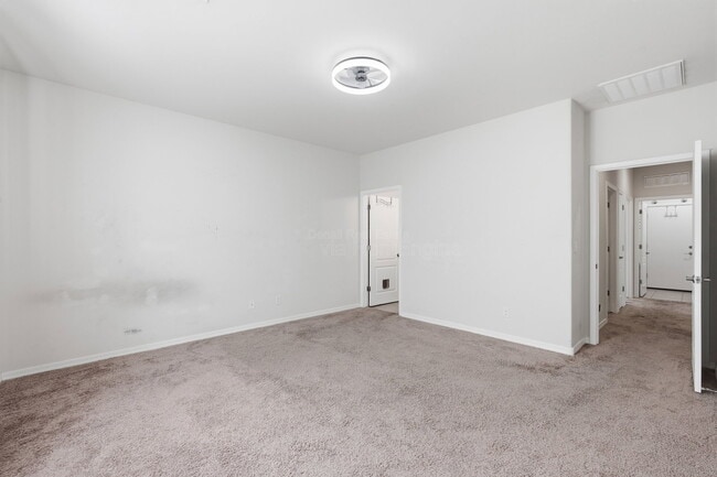 Building Photo - 6737 S Cut Bow Dr