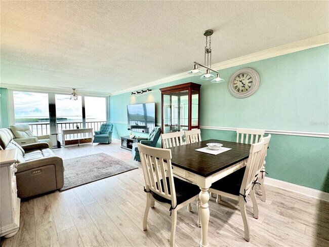 Building Photo - 4620 Bay Blvd