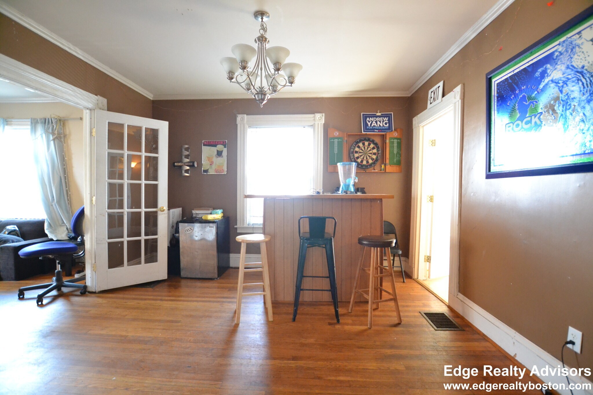 Building Photo - 70 Arlington St