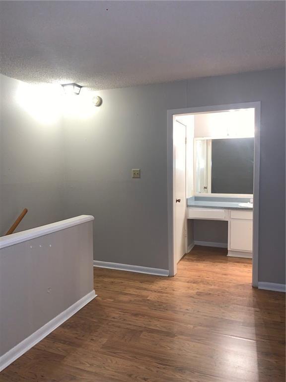 Building Photo - 303 W 40th St