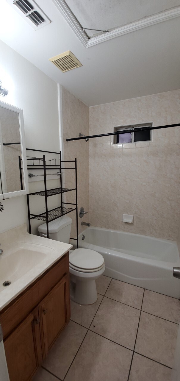 Building Photo - 917 W Toffee Dr