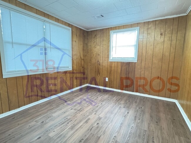 Building Photo - 3 Bed, 2 Bath Home in Ruston