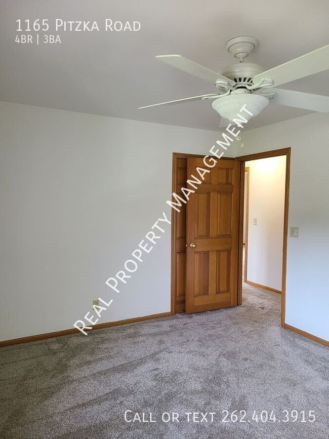 Building Photo - 1165 Pitzka Rd