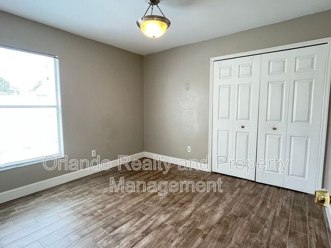 Building Photo - 7931 Merrimac Cove Dr
