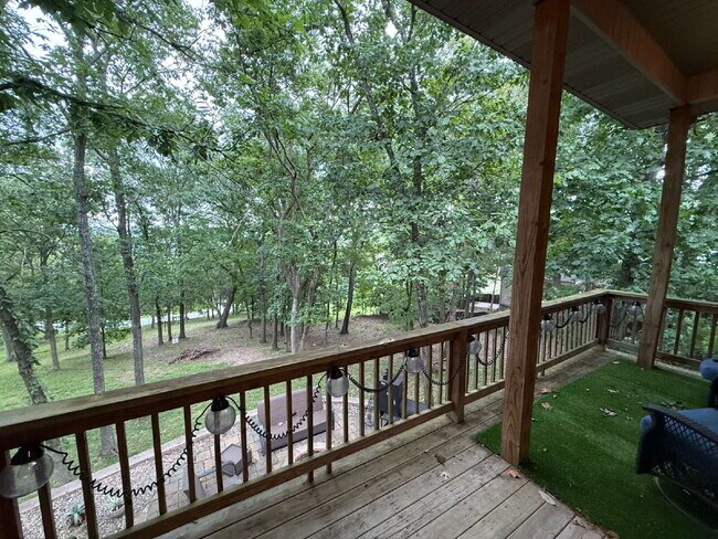 Building Photo - Pre-leasing for September - 5BR with all of the extras!