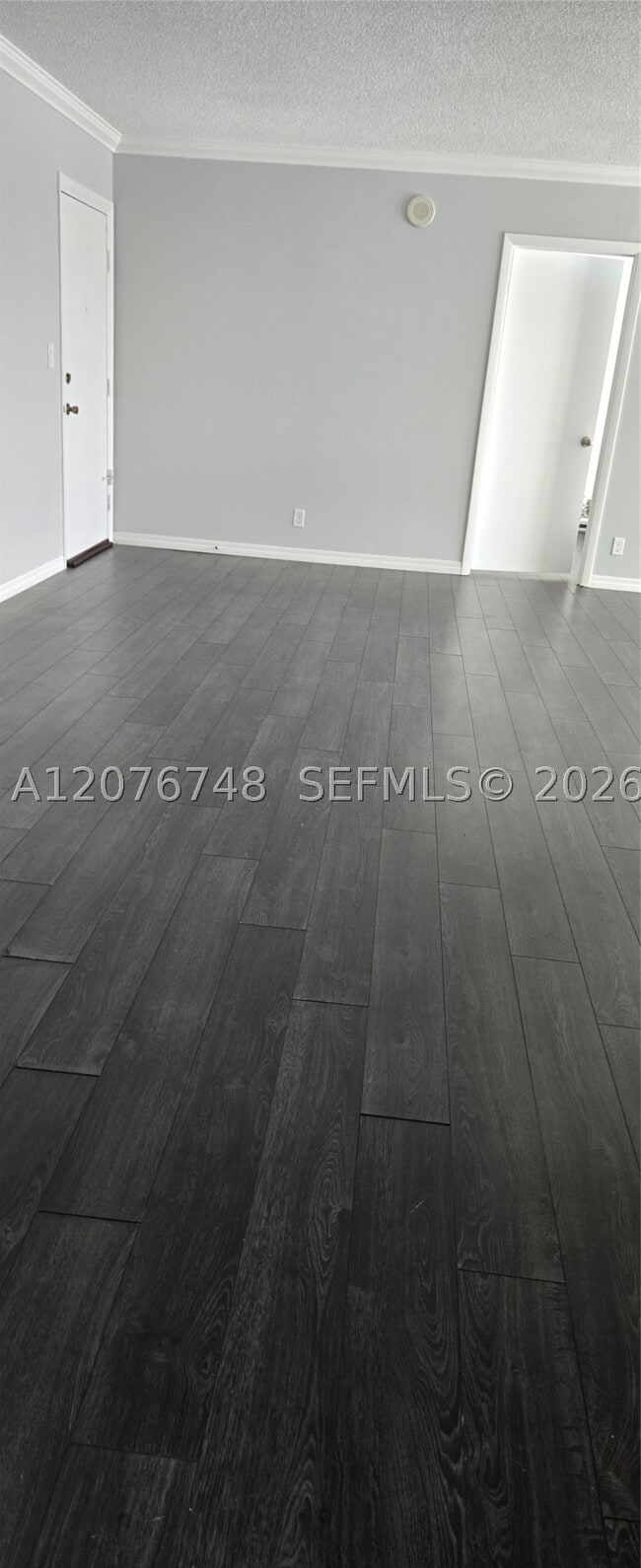 Building Photo - 2715 N Ocean Blvd