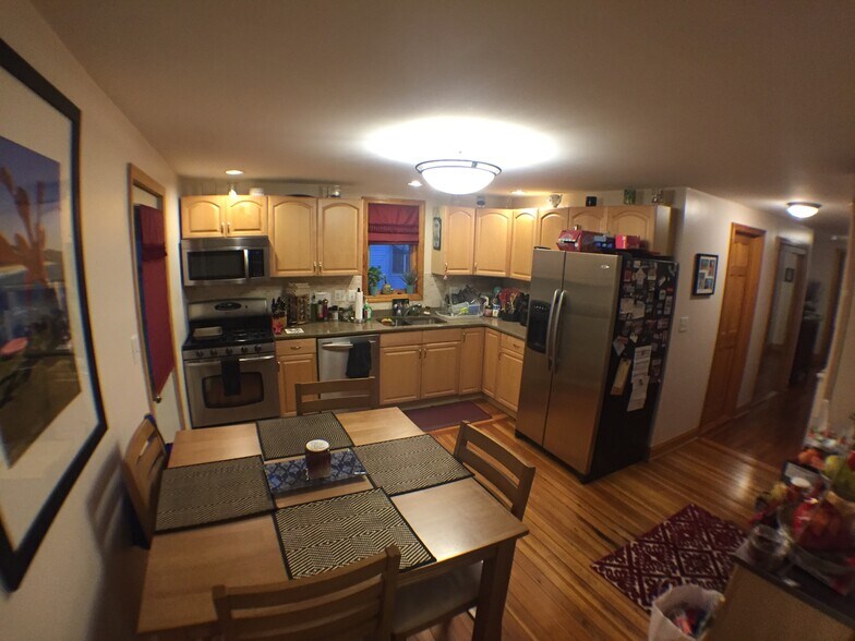 Kitchen - 5 Linwood Rd