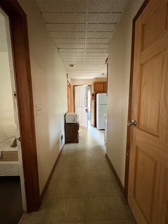 Building Photo - 37 Haendel St