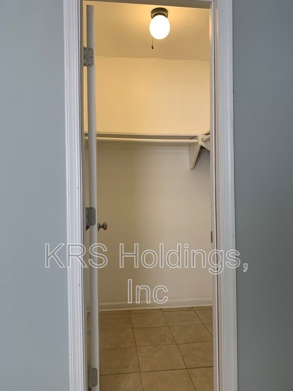 Building Photo - 2430 Alfalfa Ln