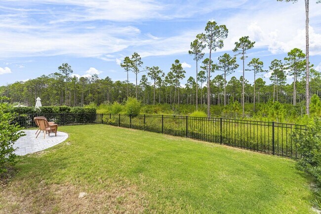 Building Photo - 119 Anastasia Cir