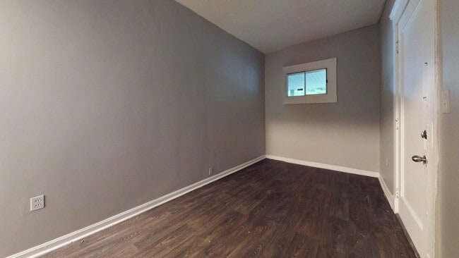 Building Photo - 3889 W.33rd
