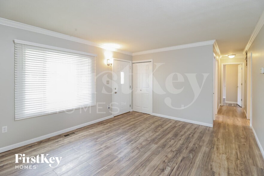 Building Photo - 958 Sheffield Dr