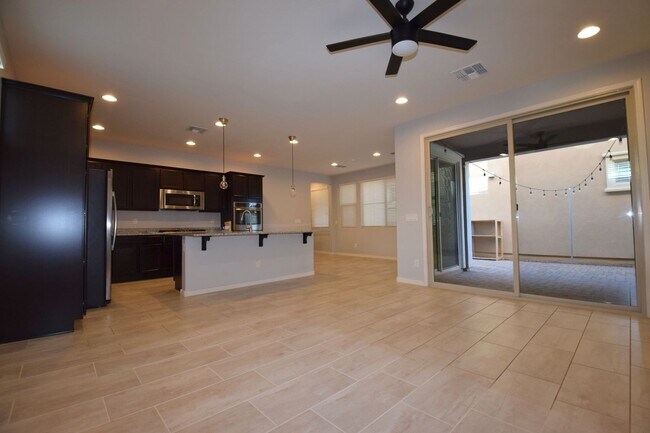 Building Photo - Beautiful Cooley Station Bungalow, 3 bed 2.5 bath with loft