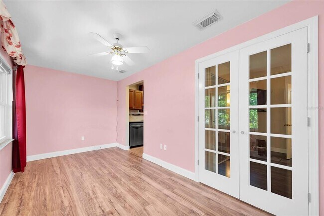 Building Photo - 10032 65th Ave N