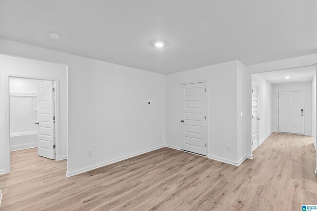Building Photo - 341 Archers Brk Ln