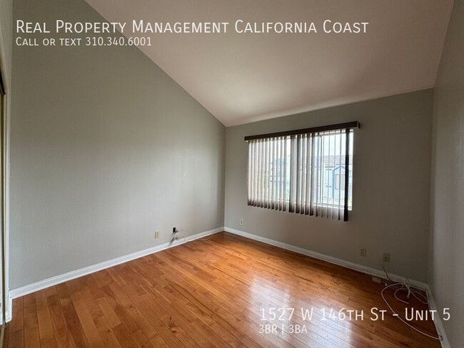 Building Photo - 1527 W 146th St