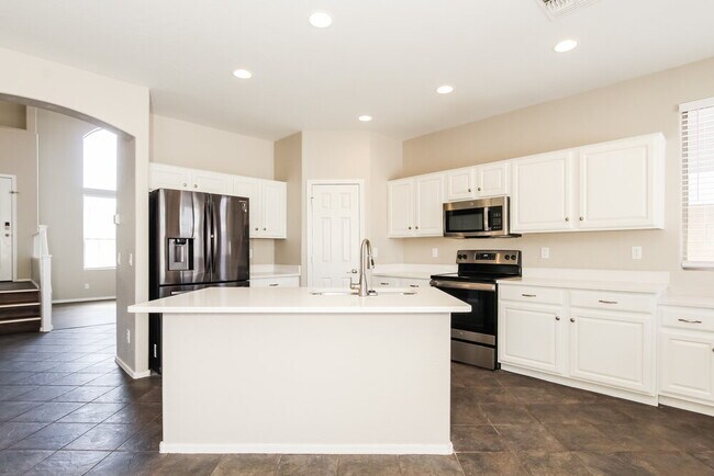 Building Photo - 12742 W Charter Oak Rd