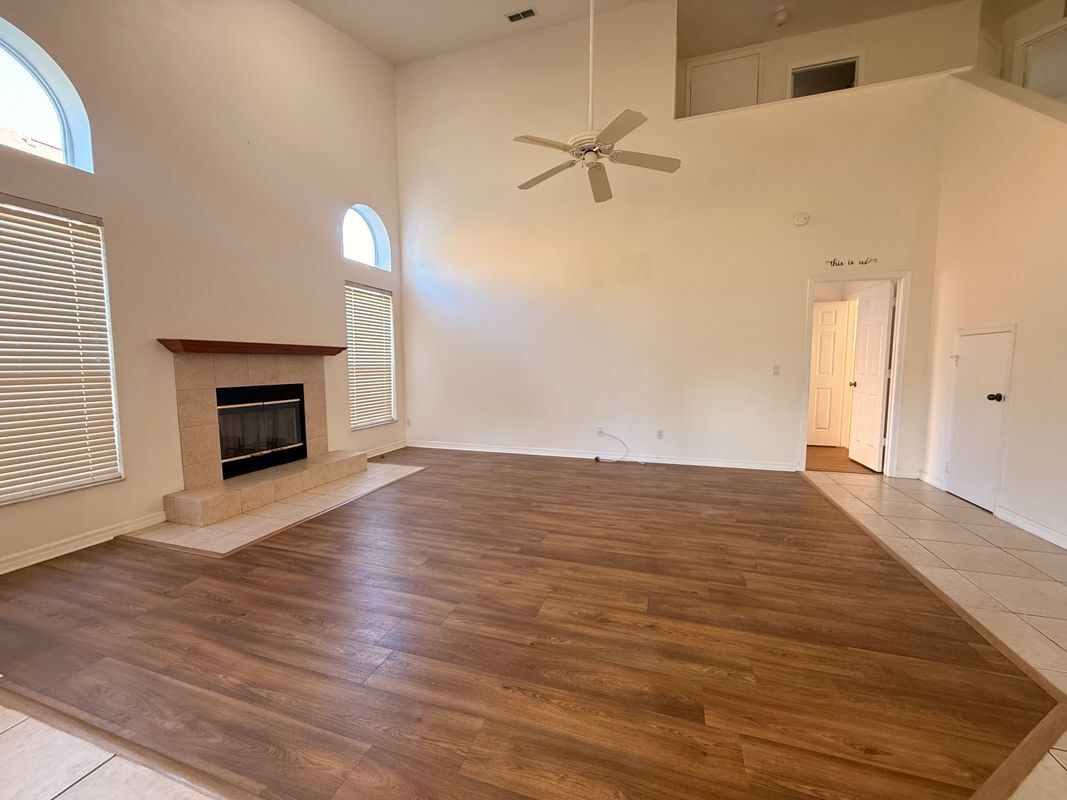 Building Photo - 1397 Holly Glen Run
