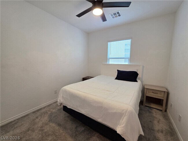 Building Photo - 2990 Overlook Brk St