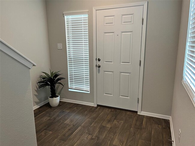 Building Photo - 229 Tall Grass Dr