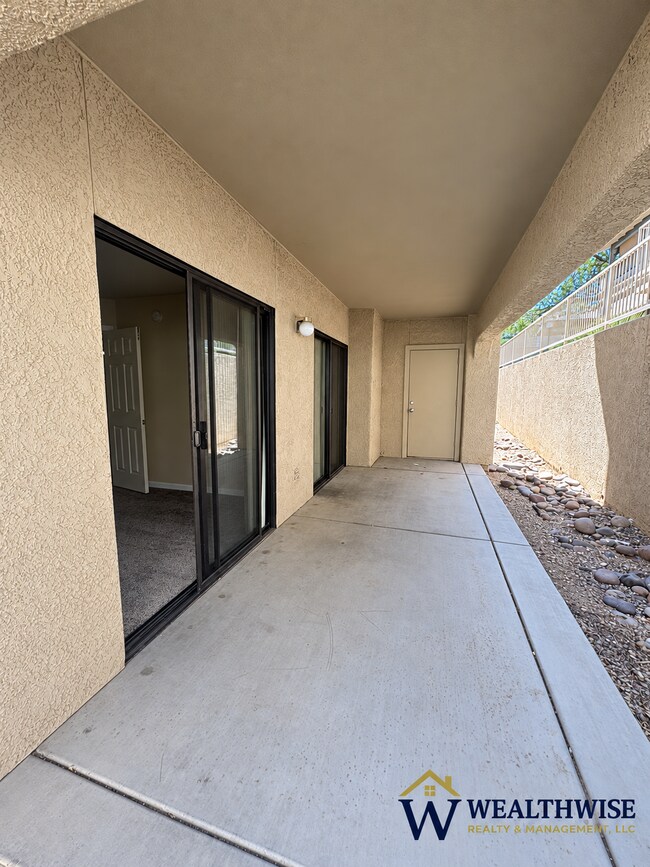 Building Photo - Rare 3-Bedroom Condo in Tucson’s Starr Pass Community