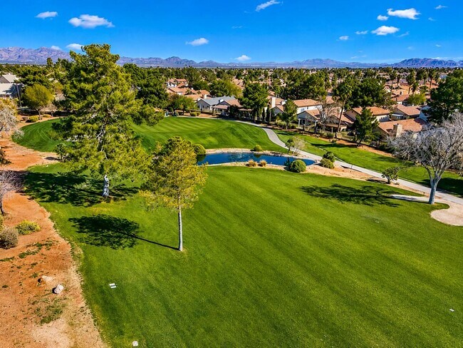 Building Photo - 5213 Orchard Hills Ave