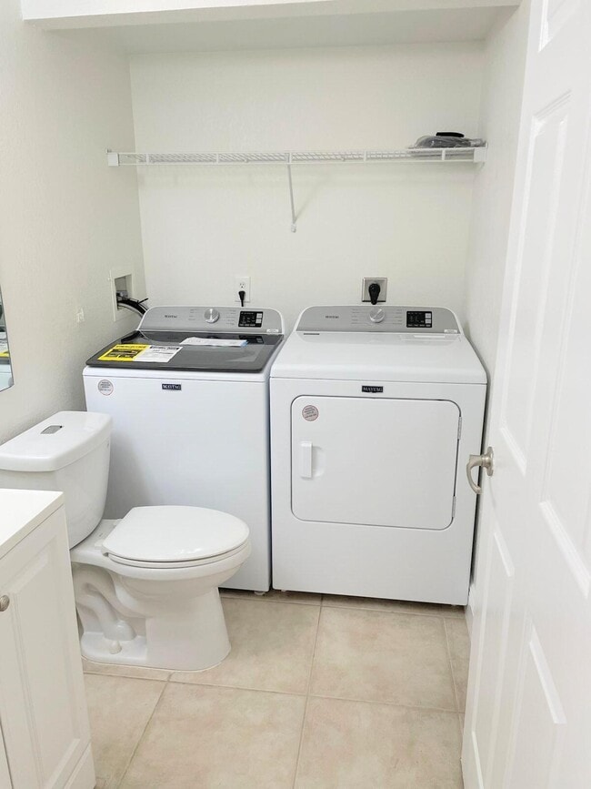 Building Photo - 8189 Severn Dr