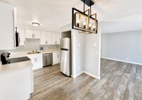 Building Photo - 18th Street 4plex