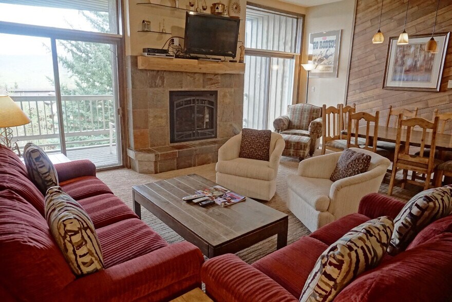 Building Photo - 2355 Apres Ski Way