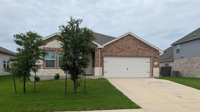 Building Photo - 1015 Bluejack Wy
