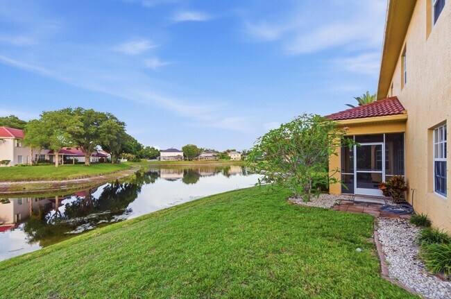 Building Photo - 207 Banyanwood Point