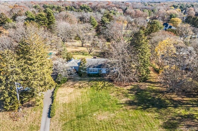 Building Photo - 110 Hegemans Ln