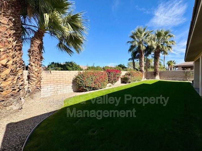 Building Photo - 179 Via Milano