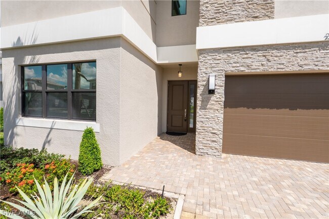 Building Photo - 20412 Estero Xing Blvd