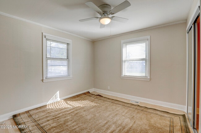 Building Photo - 146 Millhurst Rd
