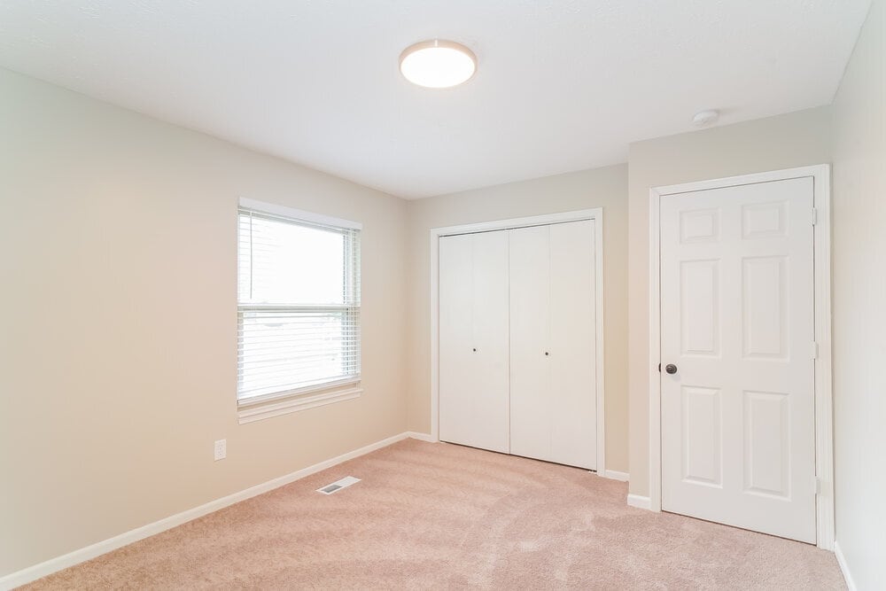 Building Photo - 40 Crestview Dr