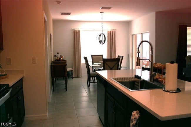 Building Photo - 20056 Sweetbay Dr