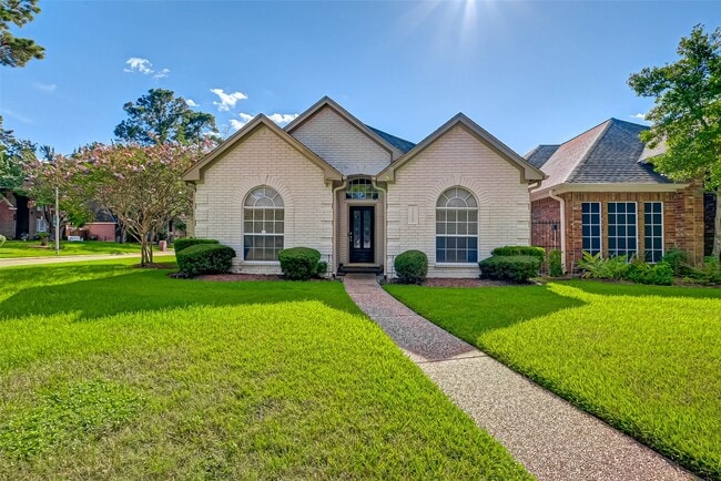 Building Photo - 14303 Reissen Ln