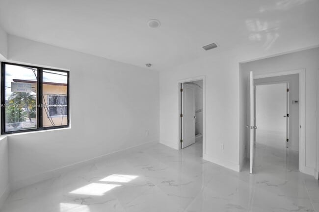 Building Photo - 450 Beacom Blvd