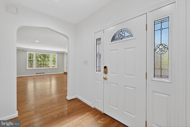 Building Photo - 5109 Blue Ridge Ave